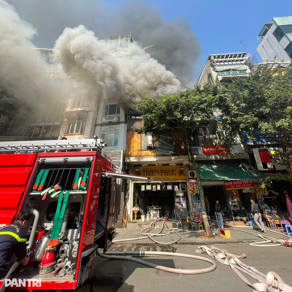 6 tháng xảy ra gần 900 vụ cháy nổ, làm 48 người chết - 2 6 tháng xảy ra gần 900 vụ cháy nổ, làm 48 người chết - 2