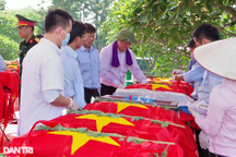 Lấy mẫu sinh phẩm xác định ADN 96 hài cốt liệt sĩ