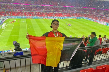 Cổ động viên Việt đi xem World Cup 2022: Ngủ lều, tự nấu ăn vẫn vui