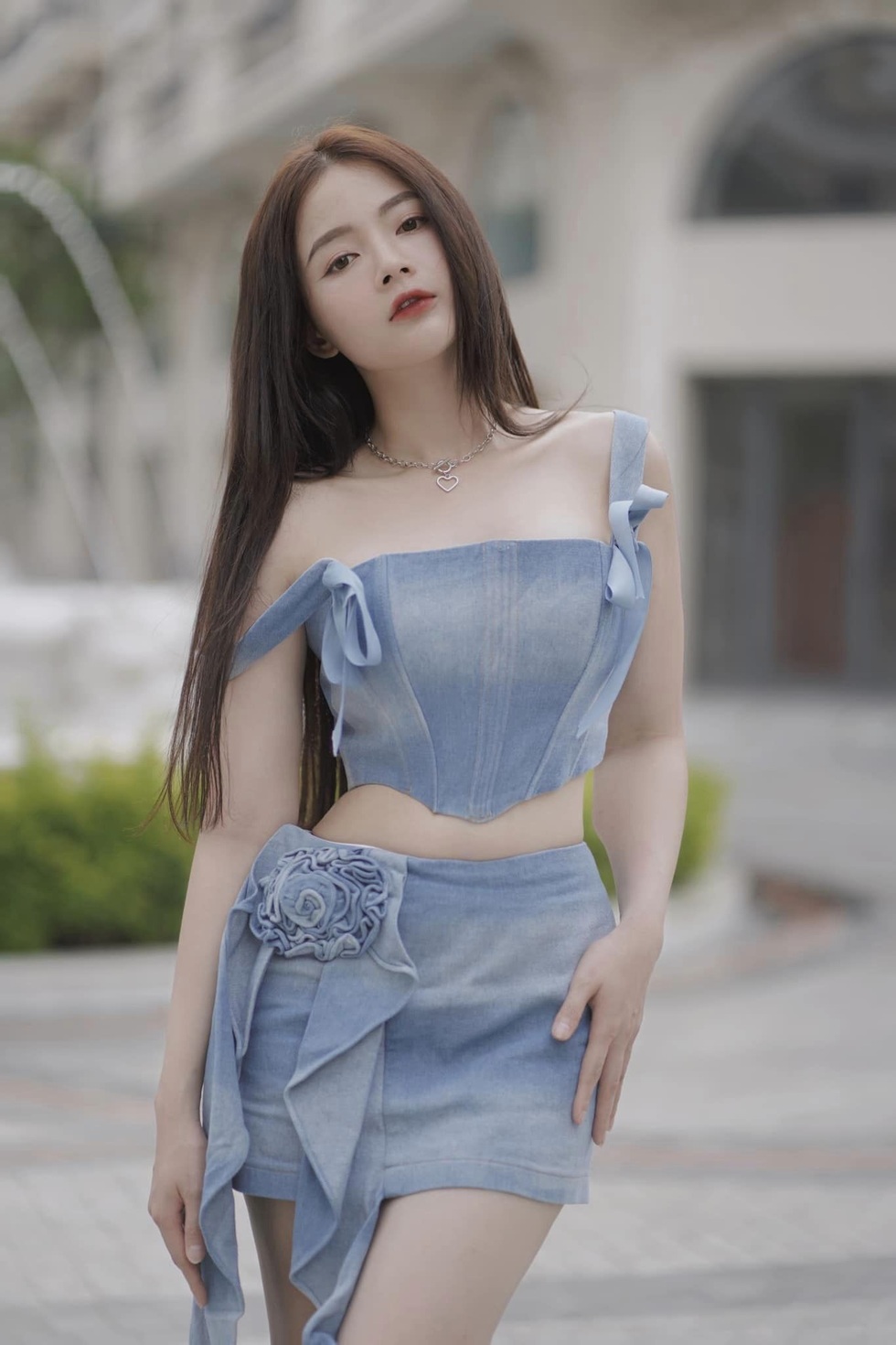 10 năm trước bất ngờ nổi đình đám, hot girl ảnh thẻ giờ ra sao? - 9 10 năm trước bất ngờ nổi đình đám, hot girl ảnh thẻ giờ ra sao? - 9