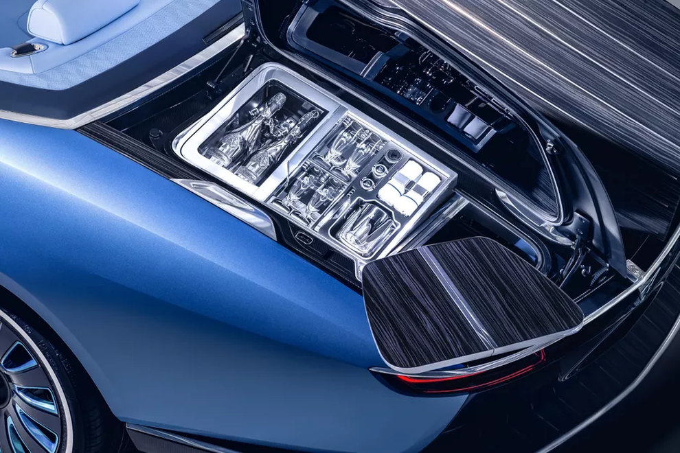 Khám phá vẻ đẹp Rolls-Royce Boat Tail giá hơn 28 triệu USD vừa ra mắt - 7 Khám phá vẻ đẹp Rolls-Royce Boat Tail giá hơn 28 triệu USD vừa ra mắt - 7