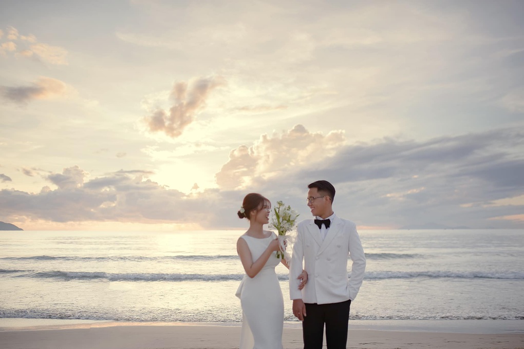 Chuyện tình đặc biệt của cặp đôi yêu 4 năm chỉ gặp 2 lần rồi cưới - 2 Chuyện tình đặc biệt của cặp đôi yêu 4 năm chỉ gặp 2 lần rồi cưới - 2