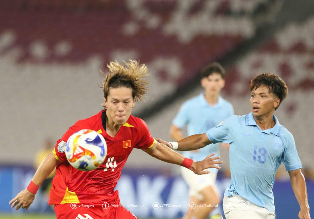 Sếp lớn bóng đá Philippines phấn khích khi đội nhà đối đầu U23 Việt Nam - 2 Sếp lớn bóng đá Philippines phấn khích khi đội nhà đối đầu U23 Việt Nam - 2
