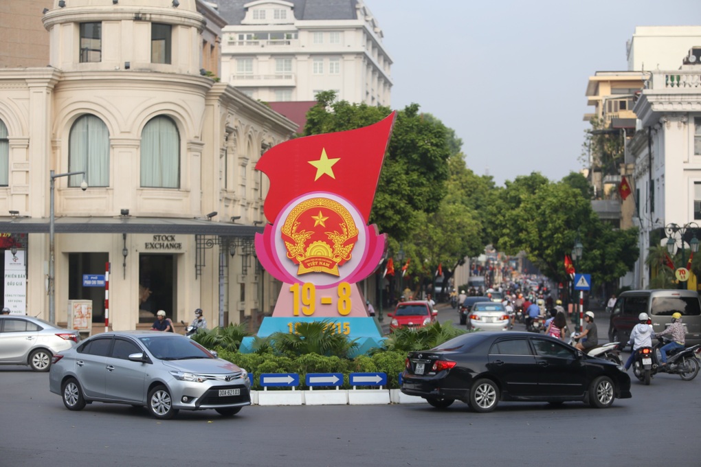 Sửa Hiến pháp như thế nào để phù hợp với chính quyền địa phương 2 cấp? - 1 Sửa Hiến pháp như thế nào để phù hợp với chính quyền địa phương 2 cấp? - 1