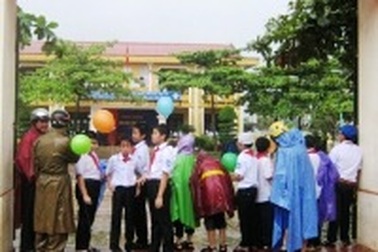 Quảng Bình: Không tổ chức học trong thời điểm bão số 8 đổ bộ 