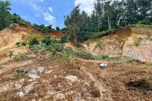 Lâm Đồng sơ tán dân ra khỏi khu vực sạt lở đất nguy hiểm