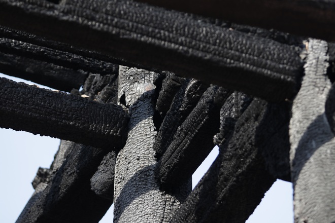 Hà Nội: Ngôi Tam bảo bằng gỗ lim hàng chục tỷ hóa than sau đêm hỏa hoạn - 21