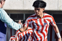 Philippines triệu tập cầu thủ Atletico Madrid đối đầu với tuyển Việt Nam