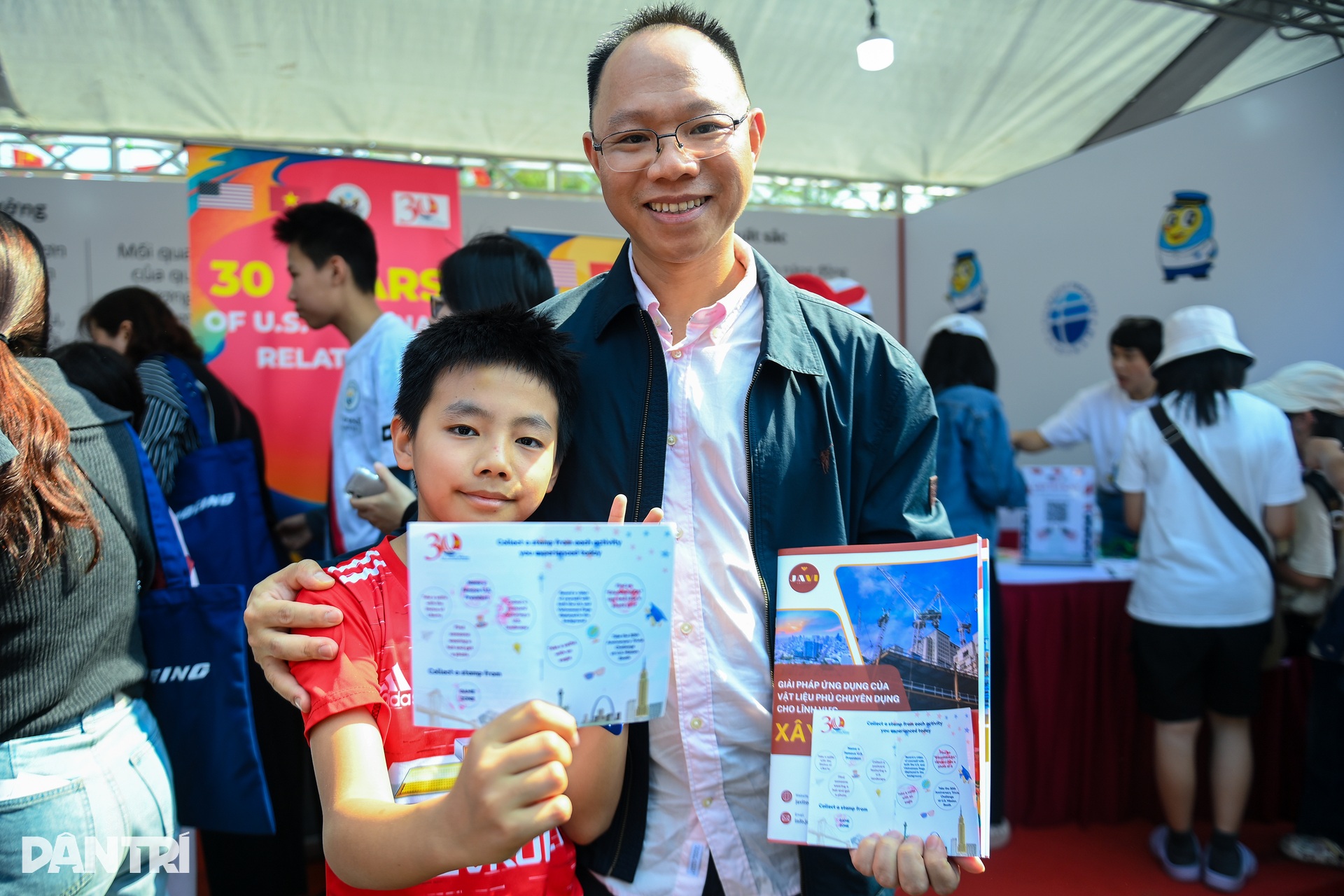 Hàng nghìn người tham gia Ngày hội hữu nghị Việt - Mỹ ở Hà Nội - 13