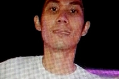 “Nhiếp ảnh gia” dùng ảnh nóng để tống tiền thiếu nữ