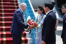 Thủ tướng Australia Anthony Albanese đến Hà Nội, bắt đầu thăm chính thức Việt Nam