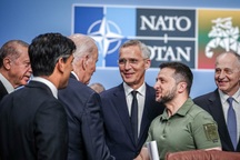 Quan chức NATO nêu điều kiện kết nạp Ukraine