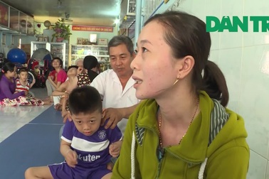 Cảm phục "Bà ngoại" của gần 5.000 trẻ bại não