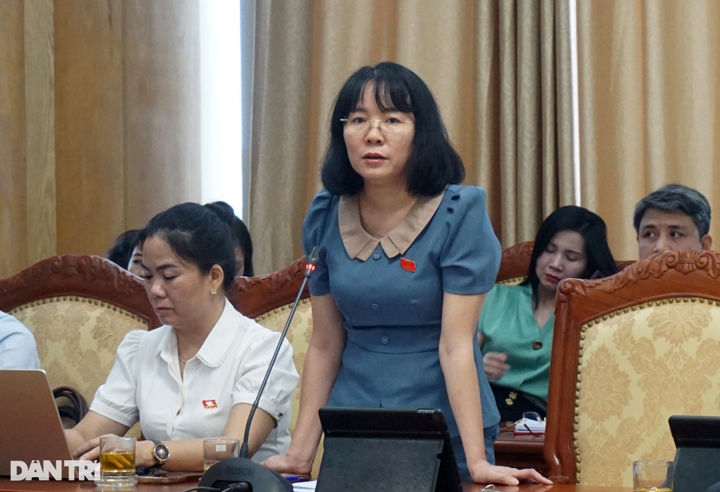 Người dân miền núi sống giữa mênh mông rừng vẫn thiếu đất - 2 Người dân miền núi sống giữa mênh mông rừng vẫn thiếu đất - 2