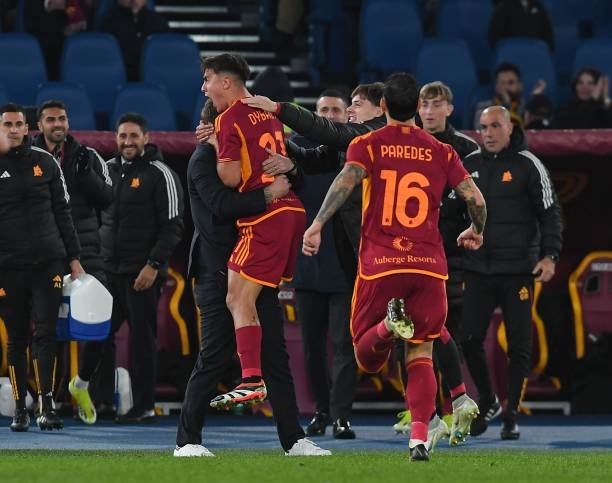 Lập hat-trick ấn tượng, nhà vô địch World Cup mơ bay cao cùng AS Roma - 2