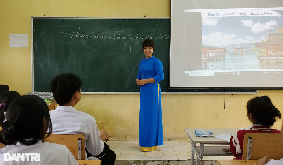 Nữ giảng viên khuyết tật từ chối trợ cấp và bước ngoặt sau món ăn cho con - 1