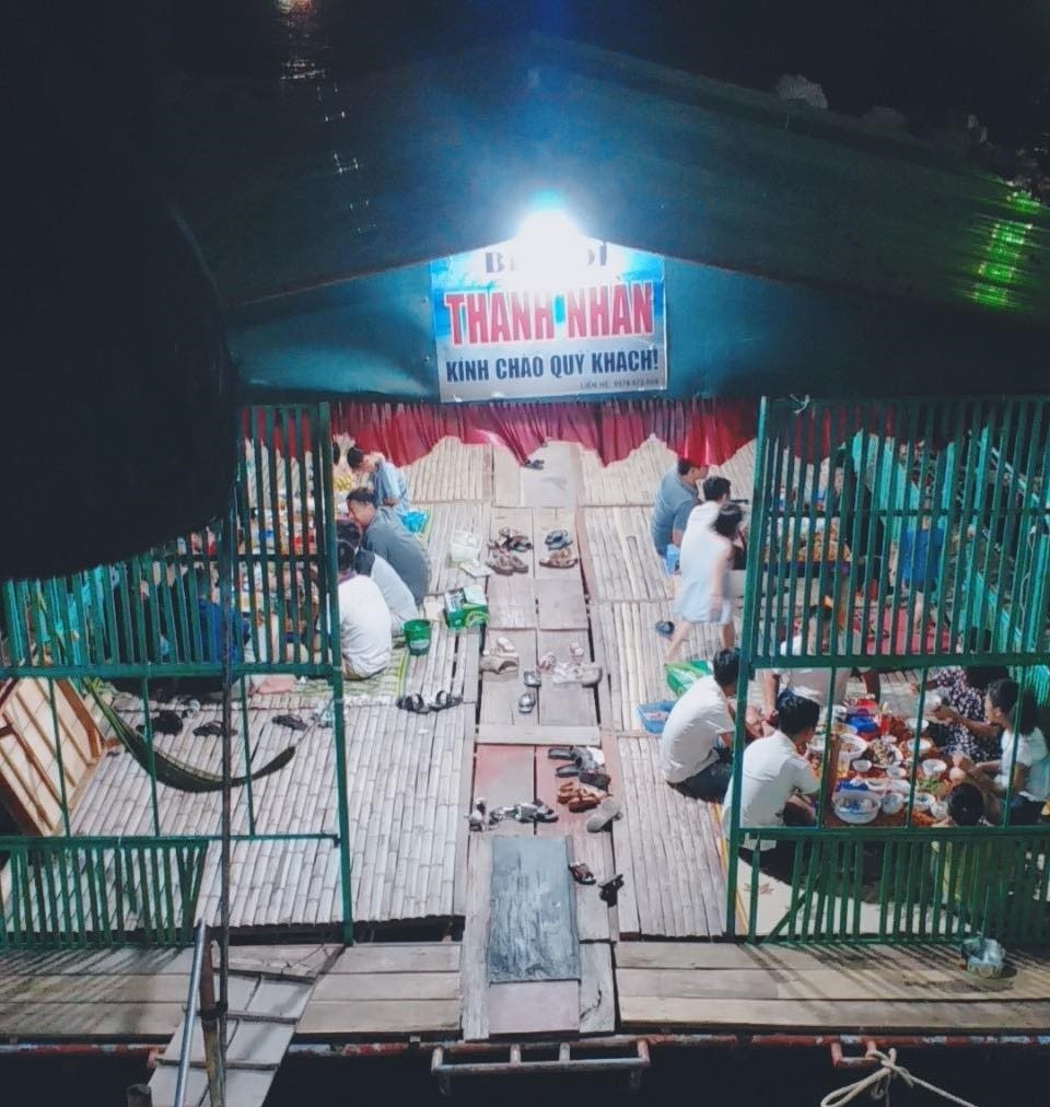 Con nhảy tanh tách, tiền triệu mỗi kg vẫn không có để bán - 15