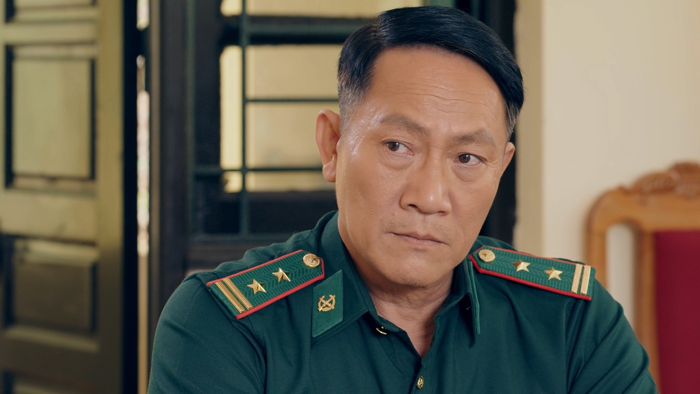 Thu Quỳnh mượn đồ của giúp việc, sắm quần nam vào phim về Bộ đội biên phòng - 4 Thu Quỳnh mượn đồ của giúp việc, sắm quần nam vào phim về Bộ đội biên phòng - 4