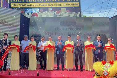 Những thú vị về nhà hàng Happy Day độc đáo mới khai trương ở TPHCM