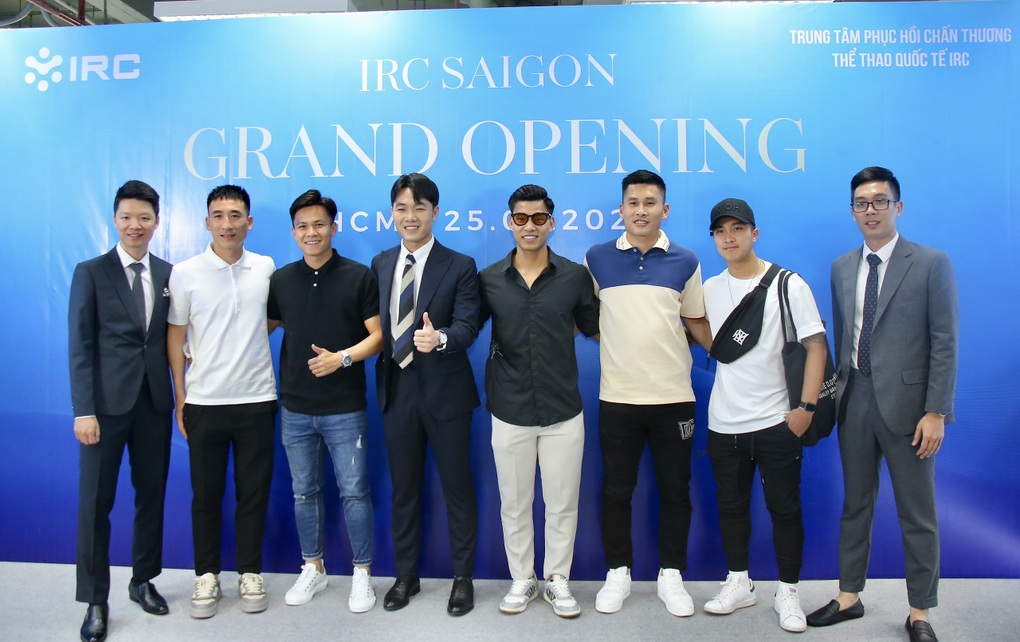 Tiền vệ Xuân Trường hé lộ sẽ hỗ trợ đội tuyển nữ Việt Nam trước World Cup - 1 Tiền vệ Xuân Trường hé lộ sẽ hỗ trợ đội tuyển nữ Việt Nam trước World Cup - 1