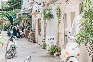 Check-in những góc phố “sống ảo” đậm chất Hàn Quốc giữa lòng Hà Nội