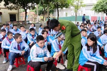 Nâng cao kỹ năng điều tra thân thiện để bảo vệ trẻ em trên không gian mạng