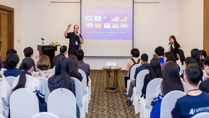 ឱកាសជួបសាលាអន្តរជាតិជាង ៥០ នៅឯពិព័រណ៍ការសិក្សានៅបរទេសរដូវស្លឹកឈើជ្រុះឆ្នាំ 2024 - 4 Cơ hội gặp gỡ hơn 50 trường quốc tế tại triển lãm du học mùa thu 2024 - 4