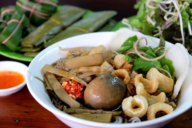 Bún cua thối và bún mắm- 2 món bún nức mùi nhưng nổi tiếng đất Pleiku