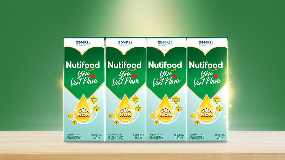 Nutifood chia sẻ khó khăn với mẹ Việt, đảm bảo đủ sữa cho con mùa dịch - 1 Nutifood chia sẻ khó khăn với mẹ Việt, đảm bảo đủ sữa cho con mùa dịch - 1