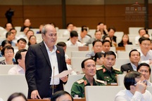 Người sai phạm bỏ trốn êm ái, ai chấp nhận được