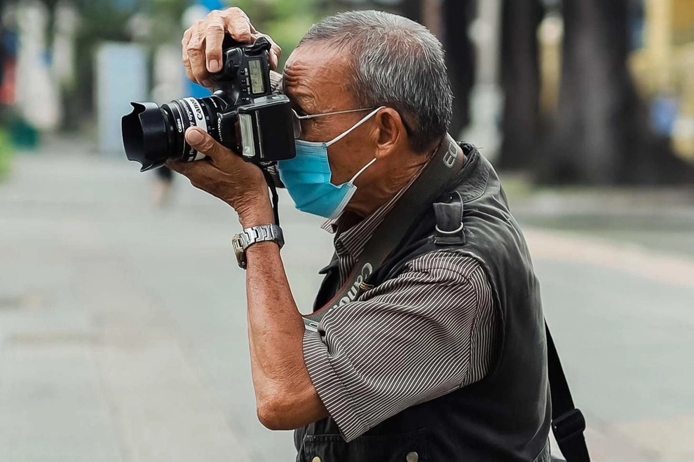 Người Sài Gòn trong cơn bĩ cực vẫn yêu thương, đùm bọc nhau - 3 Người Sài Gòn trong cơn bĩ cực vẫn yêu thương, đùm bọc nhau - 3
