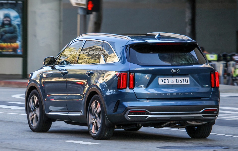 Kia Sorento thế hệ mới lộ diện - 11 Kia Sorento thế hệ mới lộ diện - 11