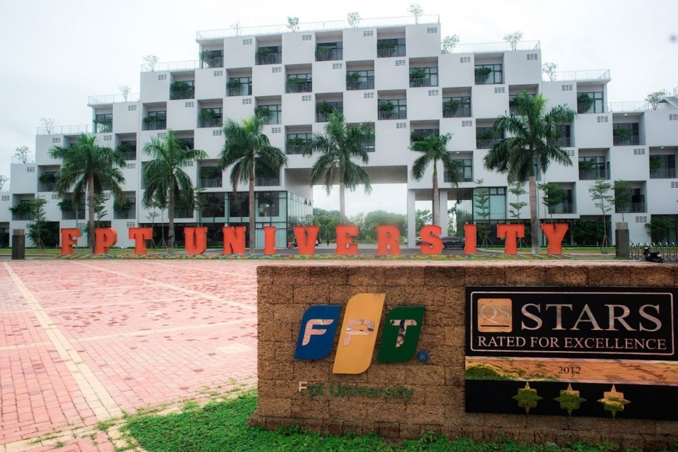 Hà Nội: Gỡ phong tỏa Đại học FPT - 1 Hà Nội: Gỡ phong tỏa Đại học FPT - 1