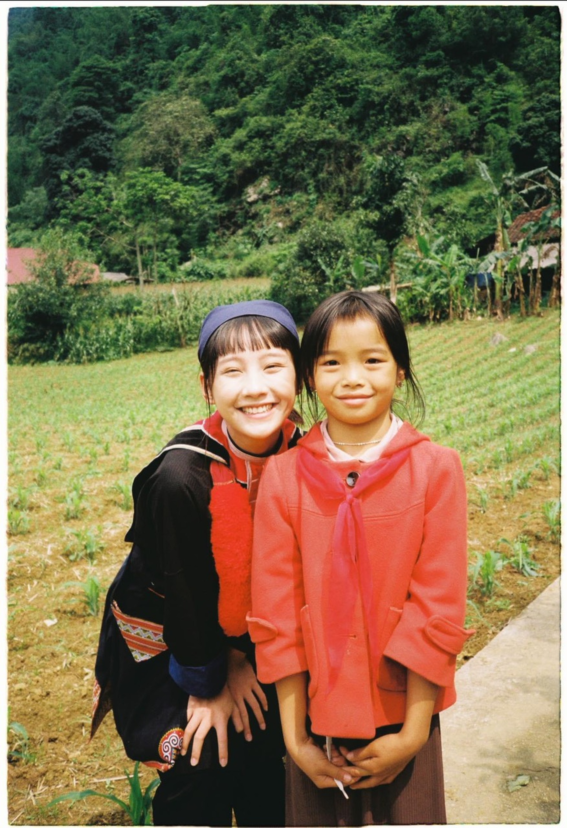 Làm phim đề tài dân tộc: Ê-kíp ngồi máy lạnh, than rằng kinh phí ít? - 6 Làm phim đề tài dân tộc: Ê-kíp ngồi máy lạnh, than rằng kinh phí ít? - 6