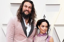 Nhiều ngôi sao tưởng nhớ “ông hoàng thời trang” Karl Lagerfeld tại Oscar 2019