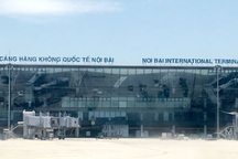 Tăng phí sân bay, chất lượng phục vụ có bớt tệ?