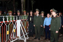 Chúc mừng Sơn Lôi, Thứ trưởng Y tế nhắc Vĩnh Phúc "không chủ quan"