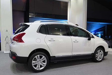 Xe mới mua có tiếng kêu lục cục ở hệ thống lái