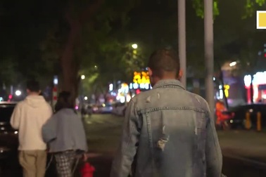 Người cha suốt 14 năm đi tìm con trai bị bắt cóc đã gặp được con