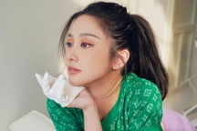 Bị nhầm là cô gái khoe "ưu tiên" tiêm vaccine: Jun Vũ tá hỏa lên tiếng