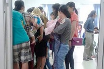 Vắc xin Quinvaxem: Không tiêm cũng sợ, tiêm lại càng lo!