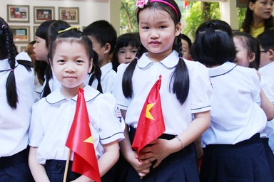 Siết chặt dạy thêm