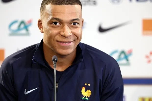 Mbappe lần đầu lên tiếng về khoảng thời gian đáng buồn ở PSG - 1