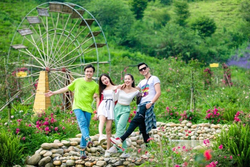 Lo dịch bùng phát: Du lịch nín thở, khách lưỡng lự hủy tour 30/4 - 3