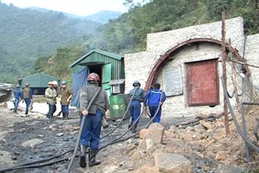 Vụ cháy làm 6 công nhân thiệt mạng: Băng tải than cọ xát gây cháy?