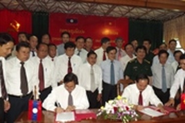 Quảng Trị - Savannakhet hội đàm công tác biên giới và cắm mốc