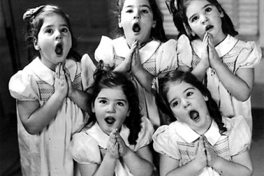 Cuộc đời kỳ lạ của 5 chị em sinh năm nổi tiếng nhất trong lịch sử