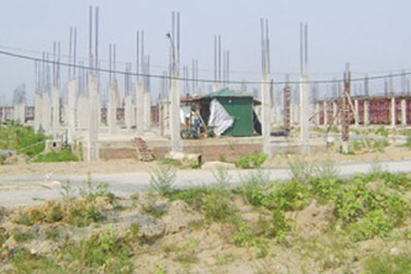 Nguy cơ doanh nghiệp bất động sản “chết” dây chuyền 