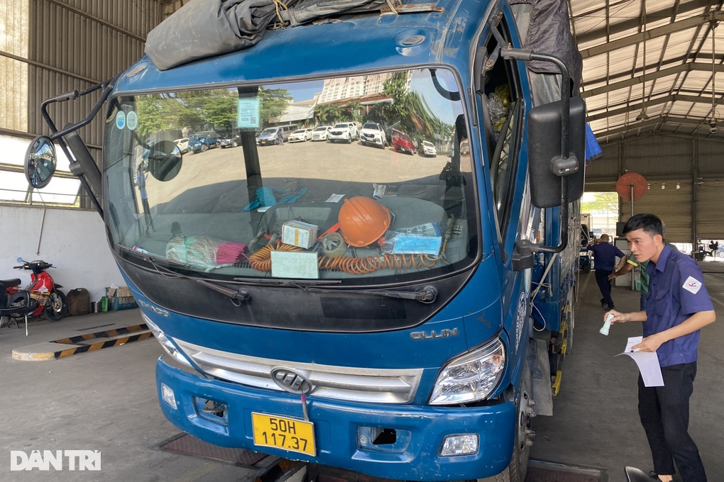 16 trung tâm đăng kiểm ở TPHCM nguy cơ đóng cửa 3 tháng - 1 16 trung tâm đăng kiểm ở TPHCM nguy cơ đóng cửa 3 tháng - 1
