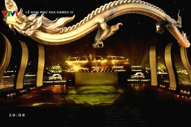 Rồng vàng bay lượn tại sân khấu lễ khai mạc SEA Games 31